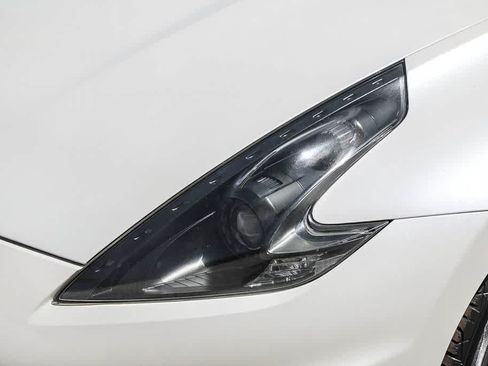 Used 2014 Nissan 370Z Touring w/ Sport Package RWD image 7