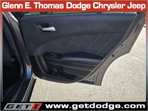 Used 2020 Dodge Charger SXT w/ Blacktop Package image 30