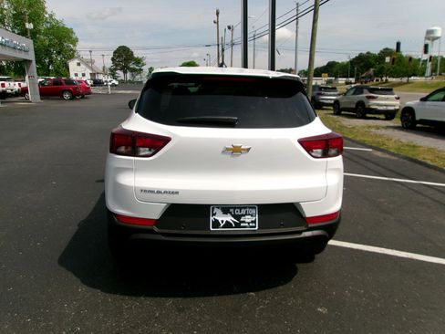 New 2026 Chevrolet TrailBlazer LS w/ LS Convenience Package FWD image 4
