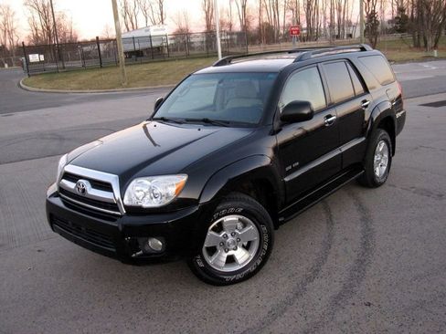 Used 2006 Toyota 4Runner SR5 image 4