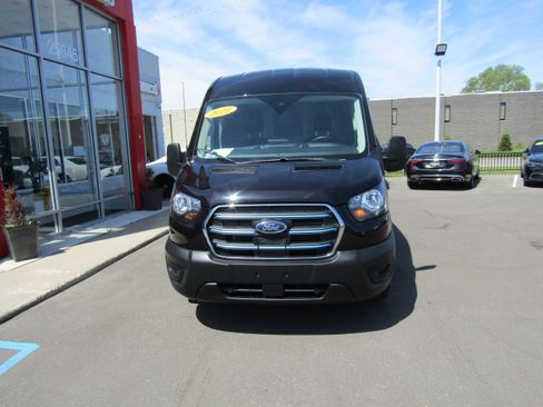 Used 2022 Ford E-Transit Medium Roof RWD image 3