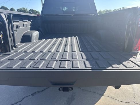 Used 2025 GMC Sierra 2500 Denali w/ Denali Reserve Package image 11