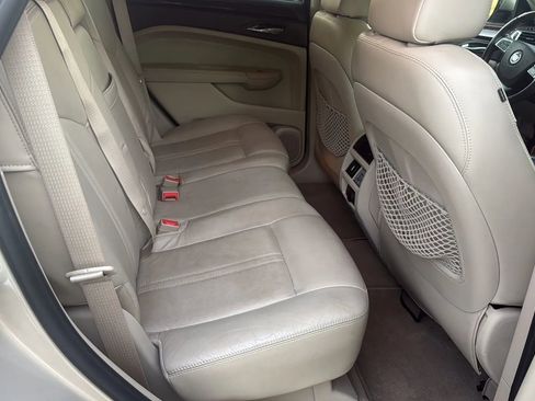 Used 2011 Cadillac SRX Luxury image 12