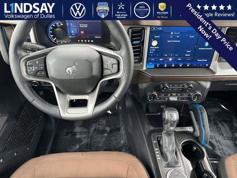 Used 2022 Ford Bronco Outer Banks image 9