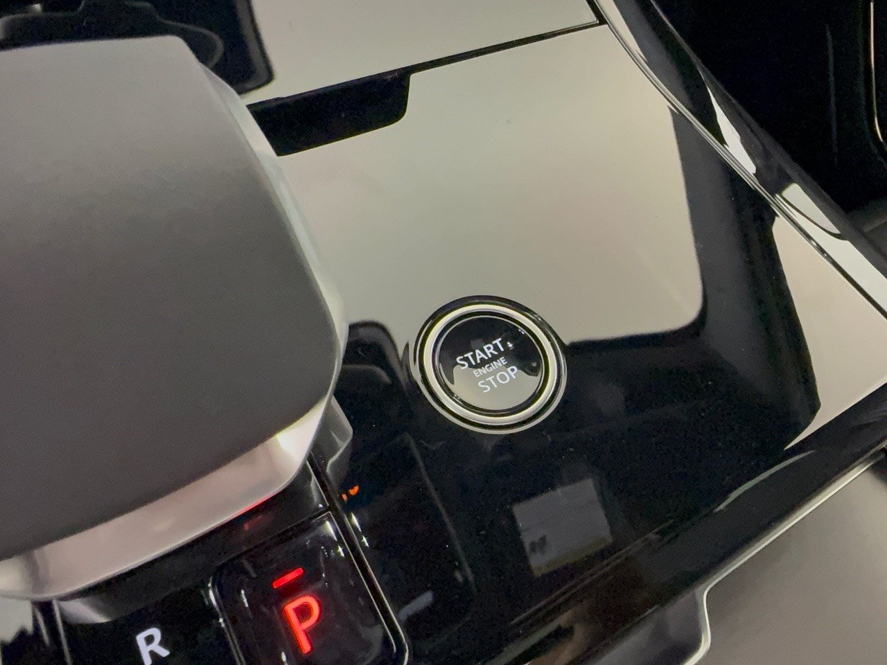 New 2027 Land Rover Range Rover Sport SE AWD/4WD image 20