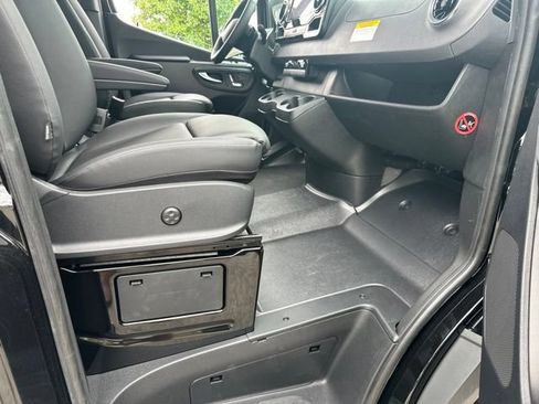 New 2026 Mercedes-Benz Sprinter 2500 image 33