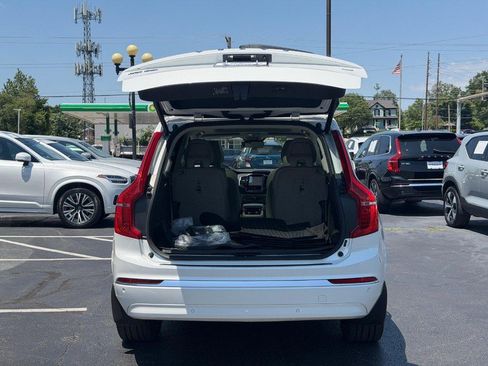 Certified 2024 Volvo XC90 T8 Plus w/ Protection Package Premier AWD/4WD image 5