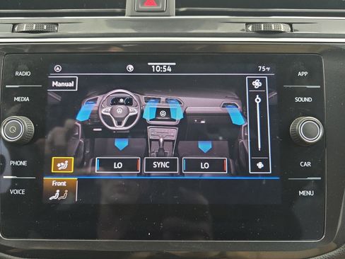 Used 2023 Volkswagen Tiguan SE FWD image 26