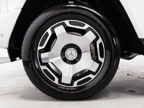 Certified 2025 Mercedes-Benz G 550 image 38