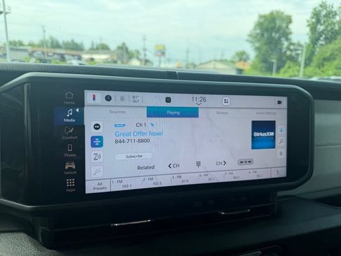 Certified 2025 Jeep Gladiator Sport AWD/4WD image 20
