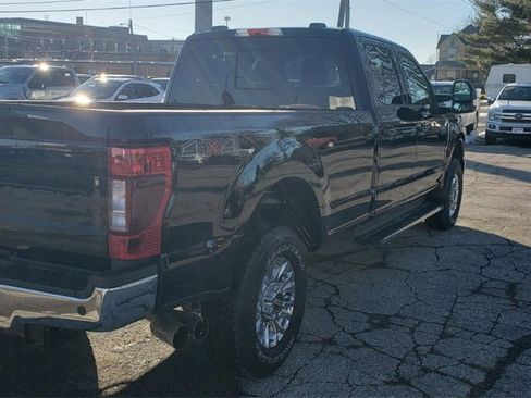 Used 2022 Ford F250 Lariat w/ Lariat Value Package image 9