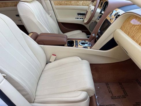 Used 2014 Bentley Flying Spur W12 image 22