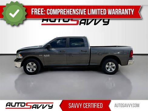 Used 2019 RAM 1500 Classic SLT image 4