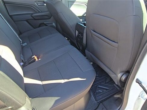 Used 2024 Chevrolet Colorado LT w/ LT Convenience Package image 27