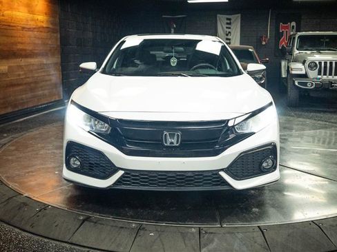 Used 2017 Honda Civic EX image 4