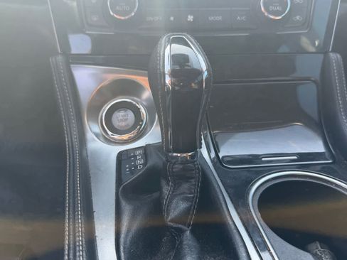 Certified 2020 Nissan Maxima 3.5 SV w/ Floor Mat Group FWD image 12