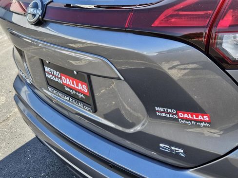 Used 2023 Nissan Kicks SR image 6