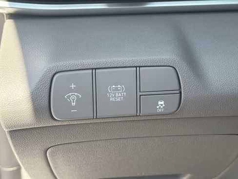 New 2026 Hyundai Elantra Hybrid FWD image 34