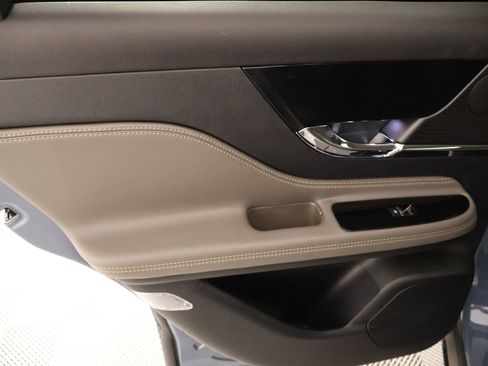 New 2026 Lincoln Corsair Reserve AWD/4WD image 17