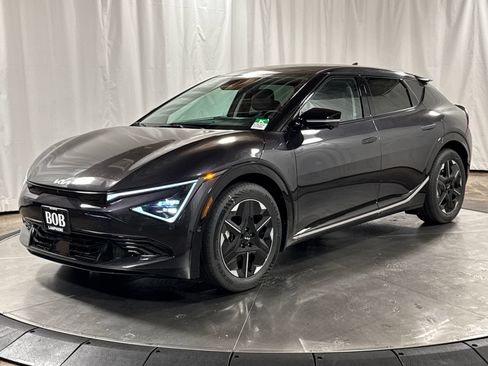 New 2026 Kia EV6 Wind AWD/4WD image 1