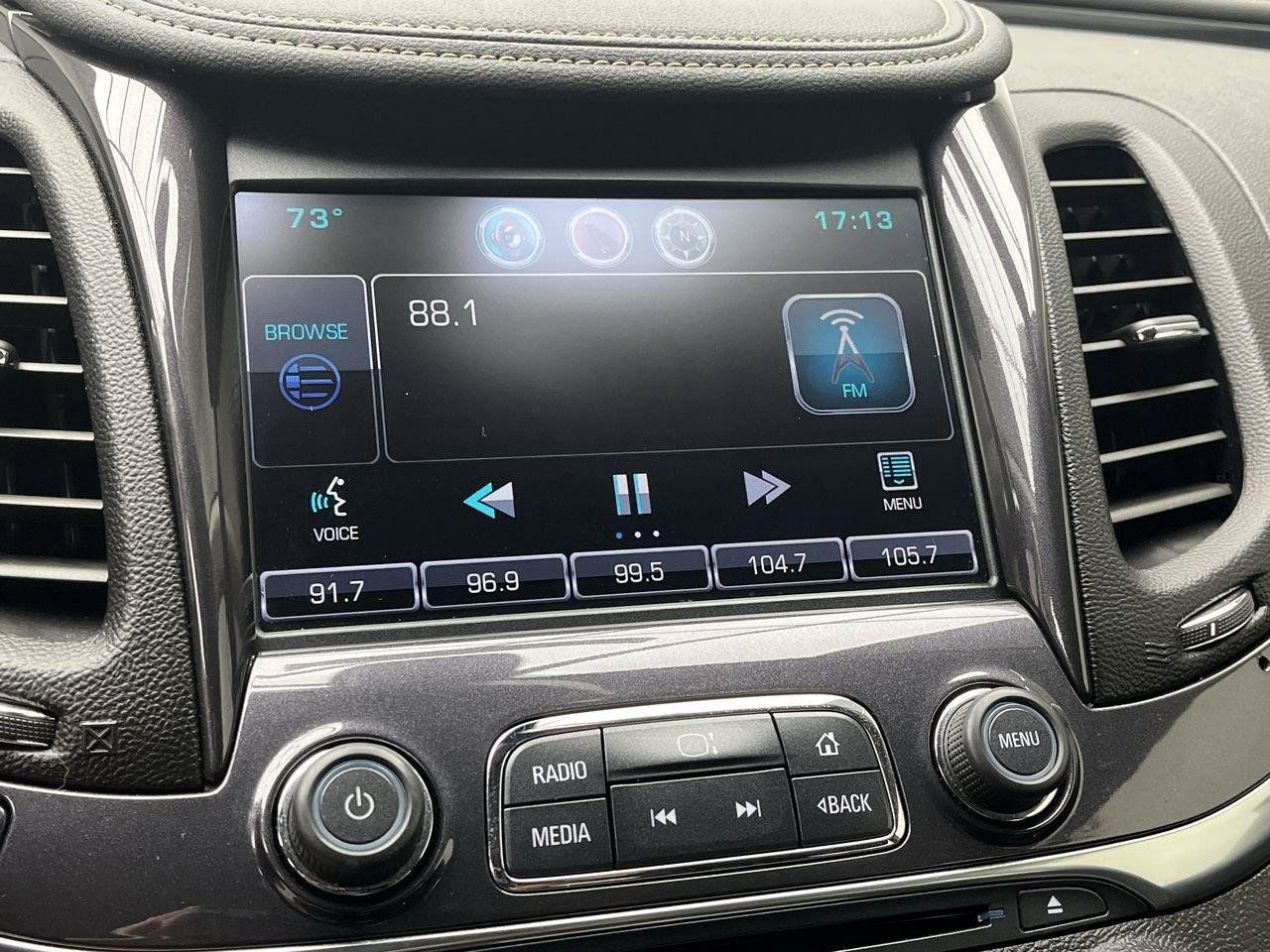 Used 2015 Chevrolet Impala LT w/ Convenience Package FWD image 16