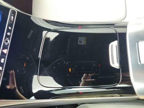 Used 2025 Mercedes-Benz GLC 350e 4MATIC w/ AMG Line image 55