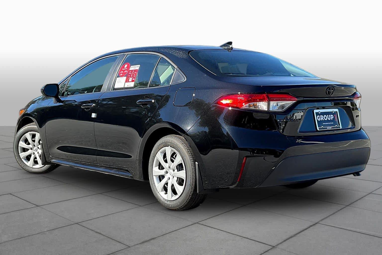 New 2027 Toyota Corolla LE FWD image 12