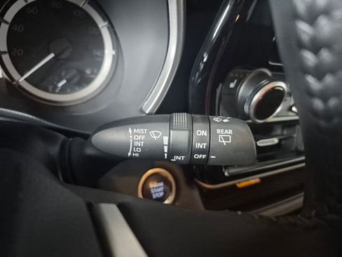 Certified 2025 Toyota Highlander XLE image 22