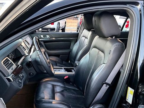 Used 2009 Lincoln MKS image 21