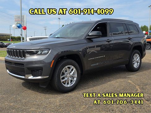 New 2025 Jeep Grand Cherokee L Laredo image 1