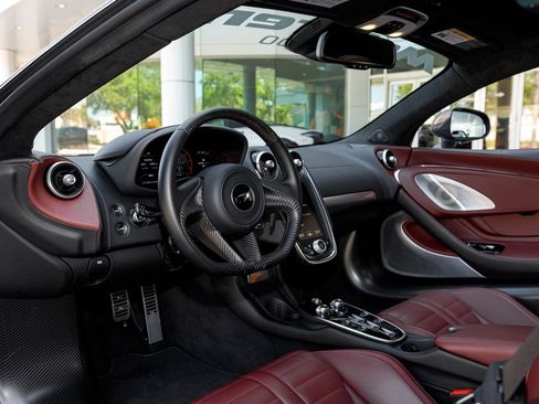 New 2025 McLaren GTS RWD image 47