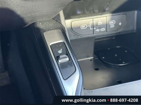 Certified 2024 Kia Sorento S w/ Panoramic Sunroof Package image 27