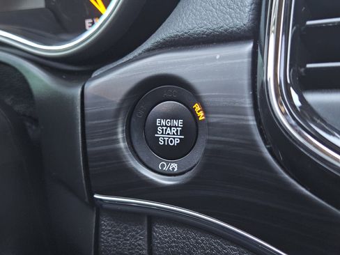 Used 2021 Jeep Grand Cherokee Limited w/ Quick Order Package 28K 80th image 22