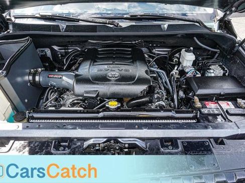 Used 2019 Toyota Tundra SR5 w/ SR5 Upgrade Package AWD/4WD image 35