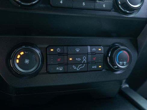 Used 2020 Ford F250 XLT w/ XLT Premium Package AWD/4WD image 28