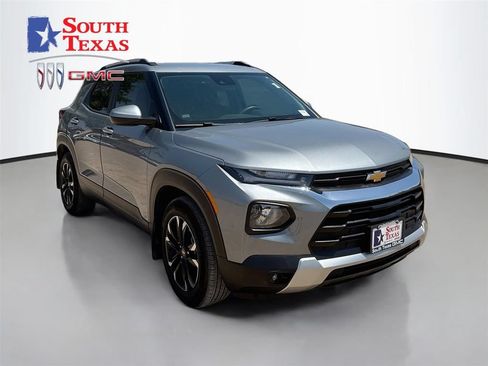 Used 2023 Chevrolet TrailBlazer LT FWD image 1