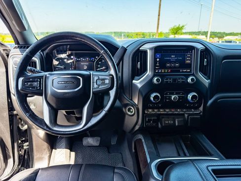 Used 2020 GMC Sierra 2500 Denali w/ Denali Ultimate Package AWD/4WD image 10