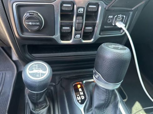 Used 2021 Jeep Wrangler Unlimited Sport AWD/4WD image 10