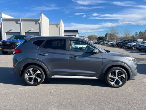Used 2018 Hyundai Tucson Sport image 20