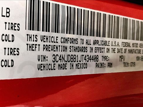 Used 2018 Jeep Compass Latitude w/ Popular Equipment Group image 32