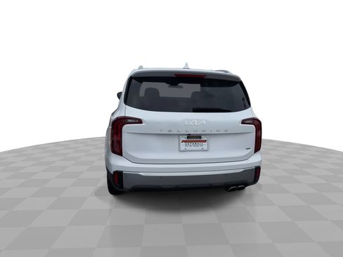 Used 2023 Kia Telluride S w/ S Sunroof Package image 7