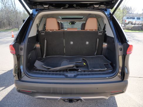 Certified 2025 Toyota Grand Highlander AWD image 19