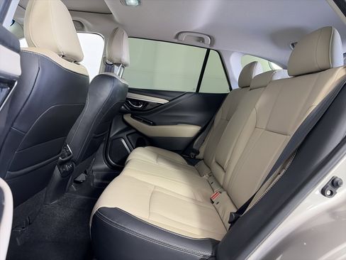 Used 2020 Subaru Outback Limited w/ Popular Package #2 AWD/4WD image 7