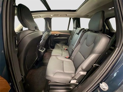 Used 2024 Volvo XC90 B5 Plus image 22
