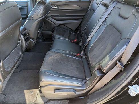 Certified 2024 Jeep Grand Cherokee L Laredo image 24