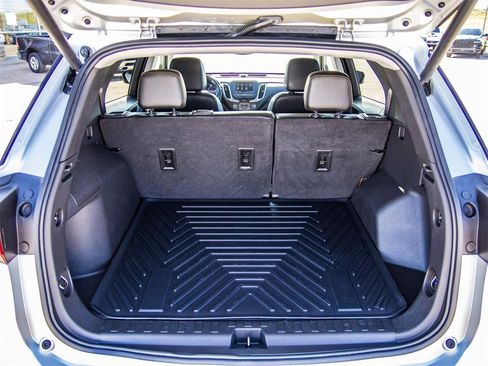 Used 2021 Chevrolet Equinox LT image 11