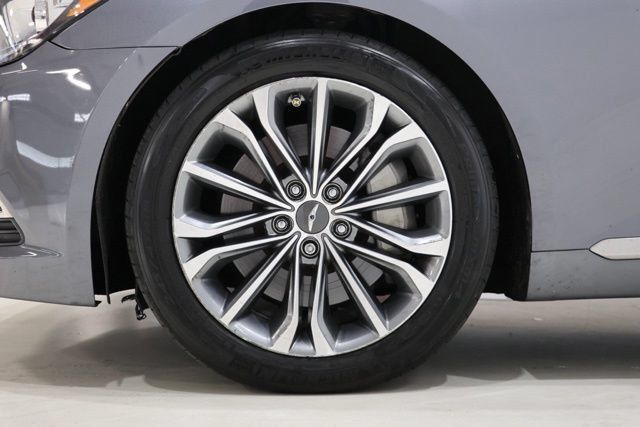 Used 2015 Hyundai Genesis 3.8 w/ Option Group 03 AWD/4WD image 11