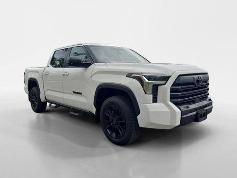 Used 2024 Toyota Tundra SR5 w/ SR5 Premium Package AWD/4WD image 7