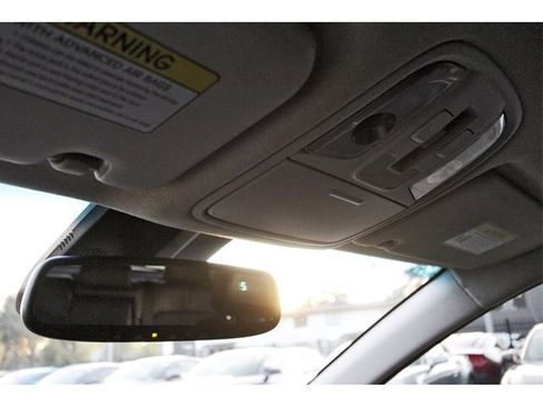 Used 2019 Kia Niro EX Premium image 22