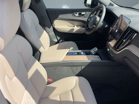 New 2026 Volvo XC60 B5 Core image 30